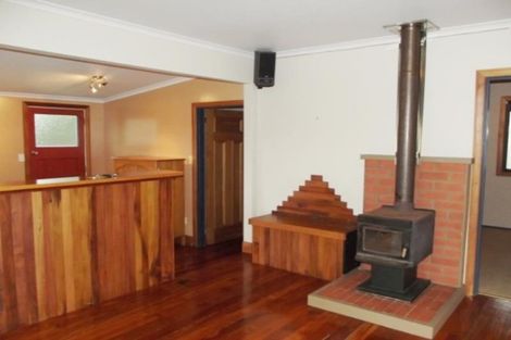 Photo of property in 19 Donnelly Street, Oakura, 4314