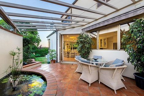 Photo of property in 3/284 Lake Road, Hauraki, Auckland, 0622