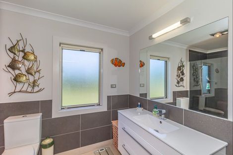 Photo of property in 14 Twin Peaks Grove, Koputaroa, Levin, 5575