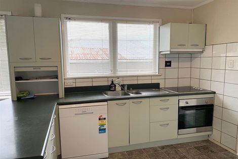 Photo of property in 305 Beach Haven Road, Birkdale, Auckland, 0626