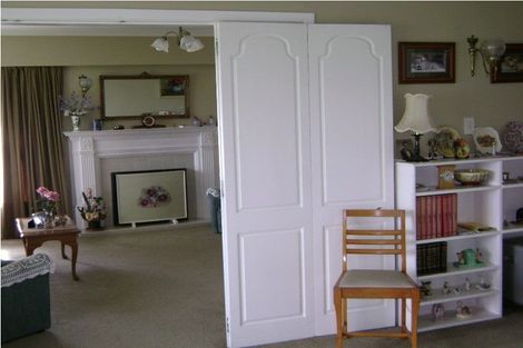 Photo of property in 151 Victoria Street, Cambridge, 3434