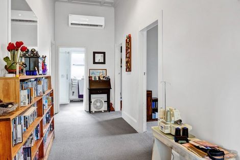 Photo of property in 39 Victoria Street, Hawera, 4610