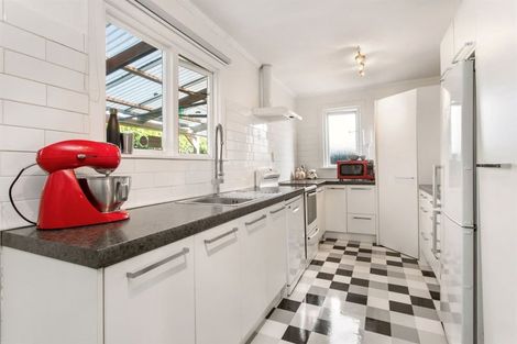 Photo of property in 72 Harrow Street, Phillipstown, Christchurch, 8011