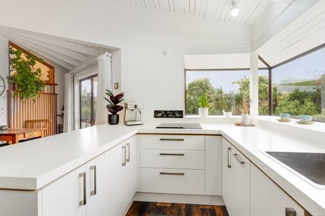 Photo of property in 10 Hewetson Road, Upper Moutere, 7175