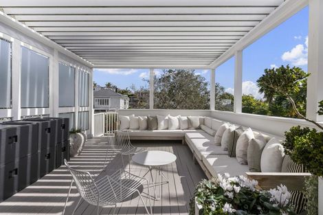 Photo of property in 34 Sentinel Road, Herne Bay, Auckland, 1011