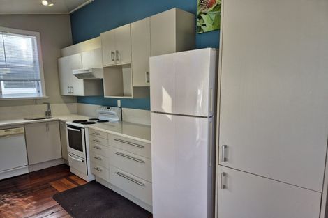 Photo of property in 7 Herald Terrace, Berhampore, Wellington, 6023