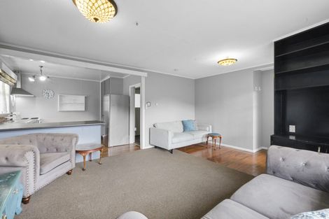 Photo of property in 13 Moir Street, Eltham, 4322