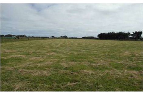 Photo of property in 37 Wilcox Road, Seaward Bush, Invercargill, 9871