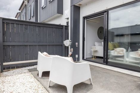 Photo of property in 10 Alexander Willis Crescent, Hobsonville, Auckland, 0616