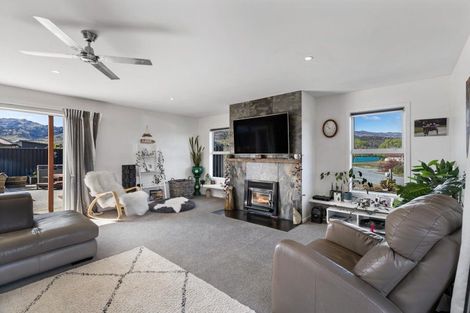 Photo of property in 61 Missy Crescent, Mount Pisa, Cromwell, 9383