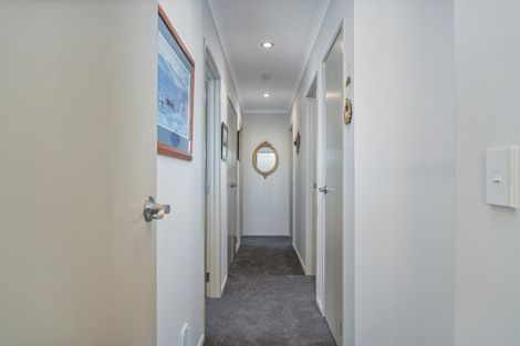 Photo of property in 20b Cholmondeley Crescent, Whitianga, 3510