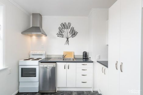 Photo of property in 1/400 Fergusson Drive, Heretaunga, Upper Hutt, 5018