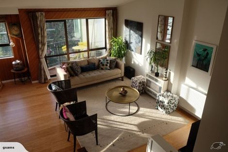 Photo of property in 132 Wadestown Road, Wadestown, Wellington, 6012