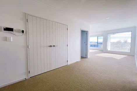 Photo of property in 35 Fennell Crescent, Silverdale, 0932