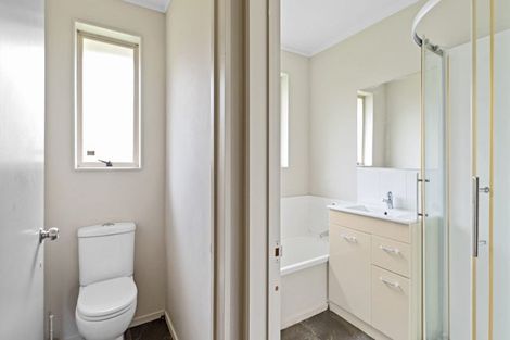 Photo of property in 1 Commodore Avenue, Flagstaff, Hamilton, 3210