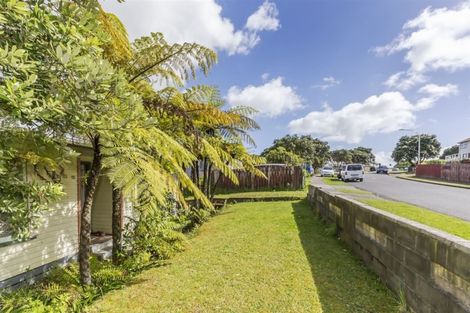 Photo of property in 65 Waihora Crescent, Waitangirua, Porirua, 5024