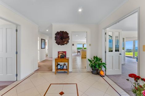 Photo of property in 107 Fuller Road, South Head, Helensville, 0874