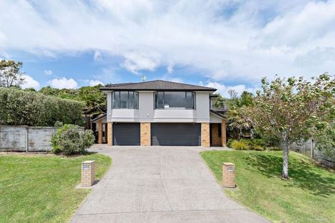 Photo of property in 27 Henry Partington Place, Greenhithe, Auckland, 0632