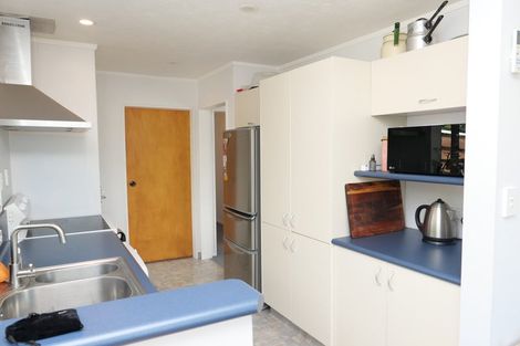 Photo of property in 2 Thimble Lane, Whitby, Porirua, 5024