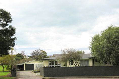 Photo of property in 213 Main Rd Clive, Clive, 4102