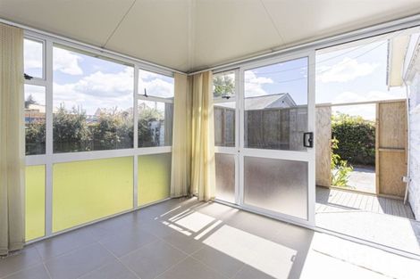 Photo of property in 5 Pimlico Place, Bishopdale, Christchurch, 8053