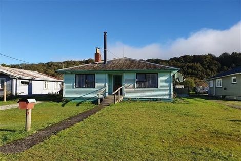 Photo of property in 50 Oxford Street, Taylorville, Greymouth, 7805