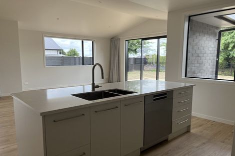 Photo of property in 1b Pengover Avenue, Leamington, Cambridge, 3432