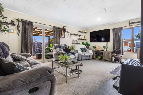 Photo of property in 30 Victor Street, Dannevirke, 4930