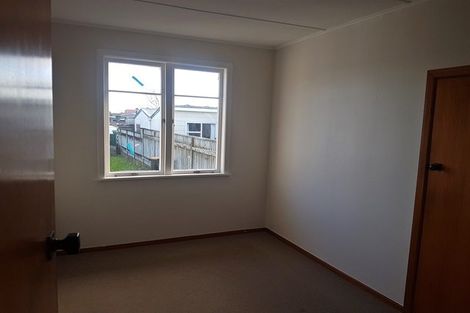 Photo of property in 646 Featherston Street, Roslyn, Palmerston North, 4414