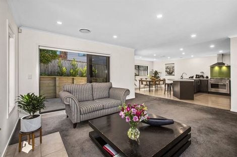 Photo of property in 32 Mo Street, Camborne, Porirua, 5026