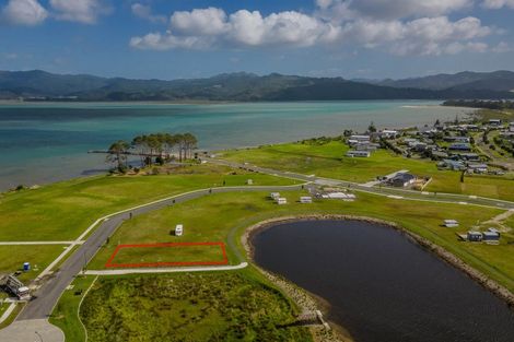Photo of property in 13 Taniwha Place, Matarangi, 3592