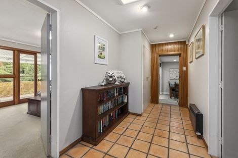 Photo of property in 560 Stokes Valley Road, Stokes Valley, Lower Hutt, 5019