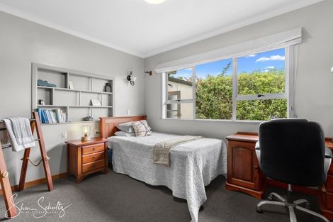 Photo of property in 21 View Street, Maungaturoto, 0520