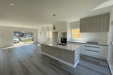 Photo of property in 4a Putiputi Way, Papakura, 2110