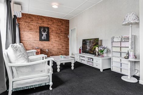 Photo of property in 4a Sunnyside Road, Nawton, Hamilton, 3200