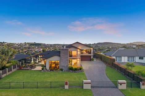 Photo of property in 24 Grace James Road, Pukekohe, 2120