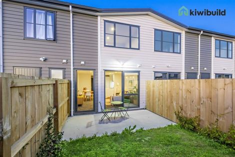 Photo of property in 49 Saddleback Crescent, Papakura, 2110