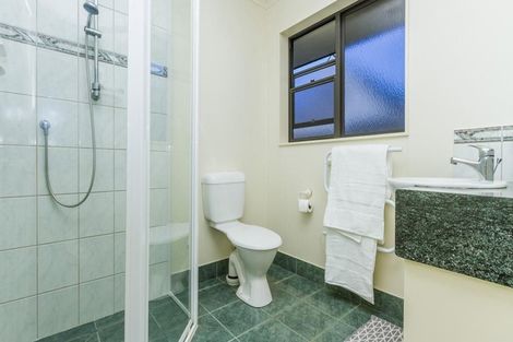 Photo of property in 5 Shiloh Way, Greenhithe, Auckland, 0632