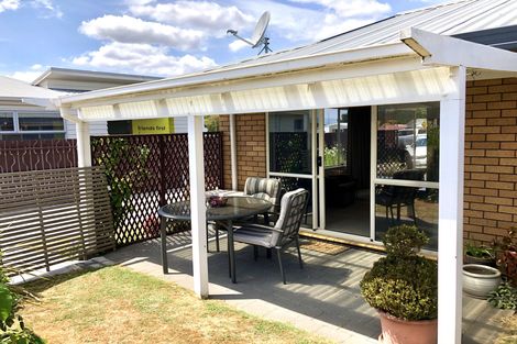 Photo of property in 2/262 Bank Street, Te Awamutu, 3800