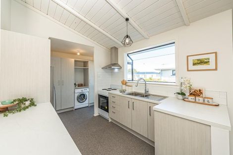 Photo of property in 4 Kupe Place, Castlecliff, Whanganui, 4501