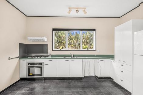 Photo of property in 16 Mount Biggs Road, Halcombe, Feilding, 4779