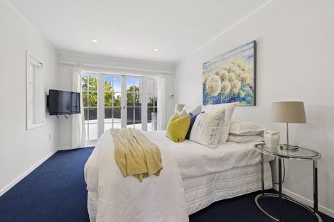 Photo of property in 24 Salem Place, Torbay, Auckland, 0630