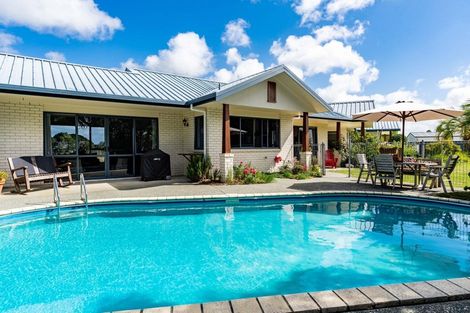 Photo of property in 266 Gorge Road, Maungaturoto, 0588