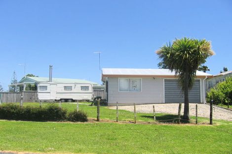 Photo of property in 62 Apakura Street, Kawhia, 3889