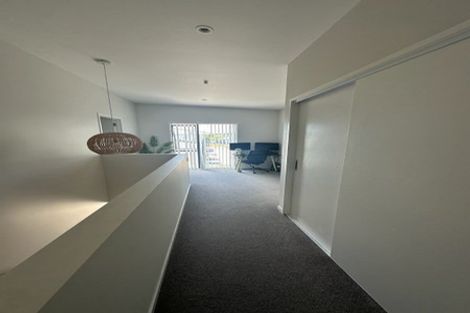 Photo of property in 38c Links Road, New Lynn, Auckland, 0600