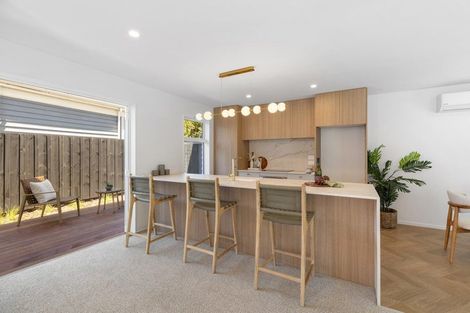 Photo of property in 1/92 Holly Road, St Albans, Christchurch, 8014