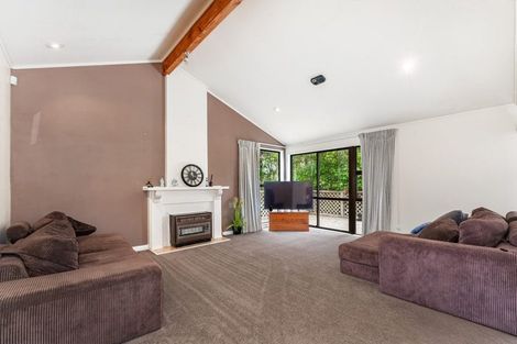 Photo of property in 15 The Mainsail, Whitby, Porirua, 5024