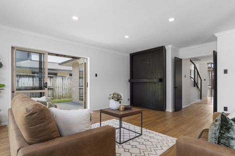 Photo of property in 17 Milbrook Place, Chartwell, Hamilton, 3210