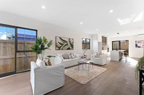 Photo of property in 65 Picnic Point Road, Hobsonville, 0616