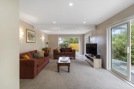 Photo of property in 69b Hattaway Avenue, Bucklands Beach, Auckland, 2012